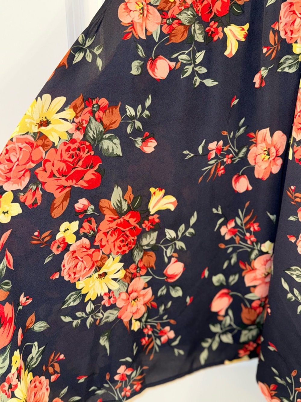 Torrid Floral High-Low Tank (00) - Picture 4 of 8